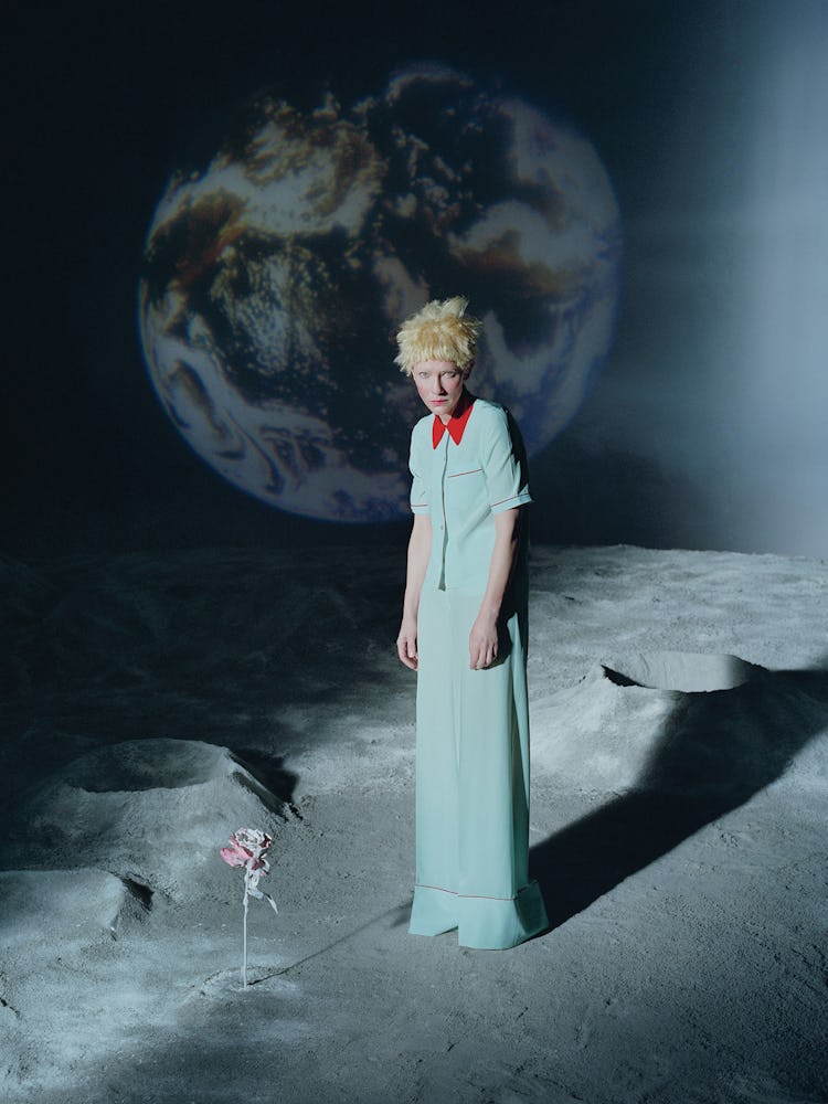 5852c7e7d3b7a5db18f38336 1215.w.cate .lo16