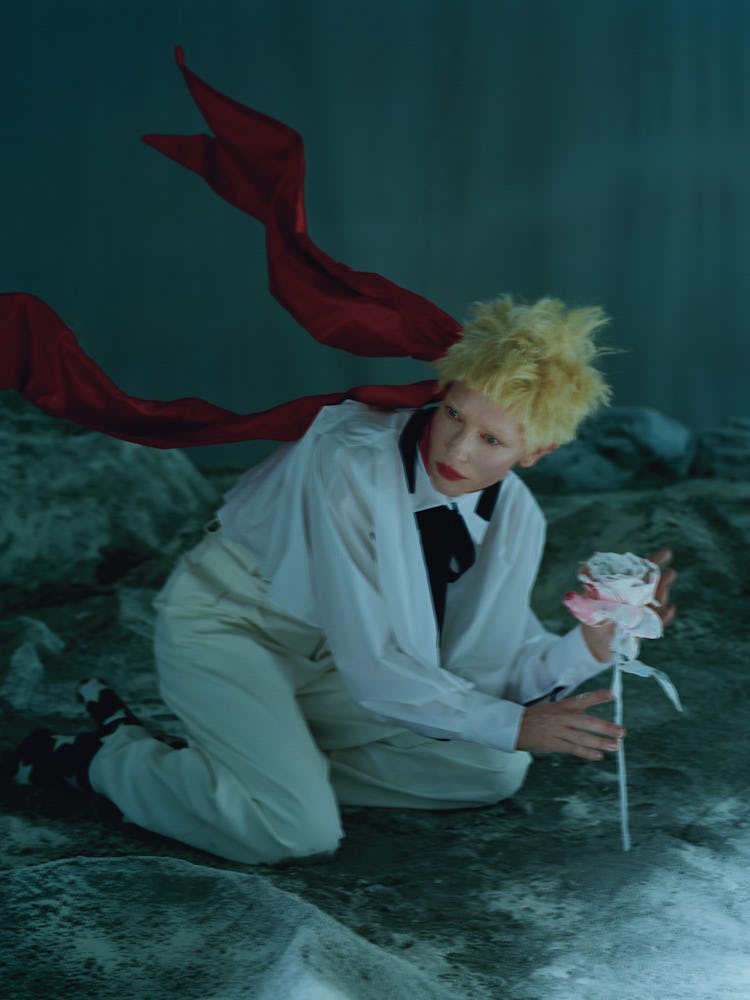 5852c7e9d3b7a5db18f38338 1215.w.cate .lo18